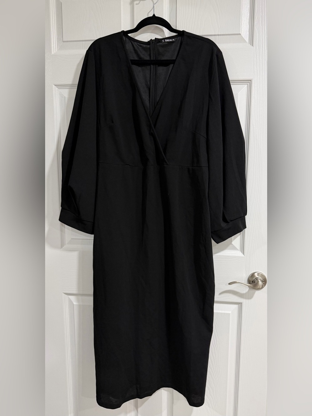 SHEIN Black V-Neck Maxi Dress with Dolman Sleeves